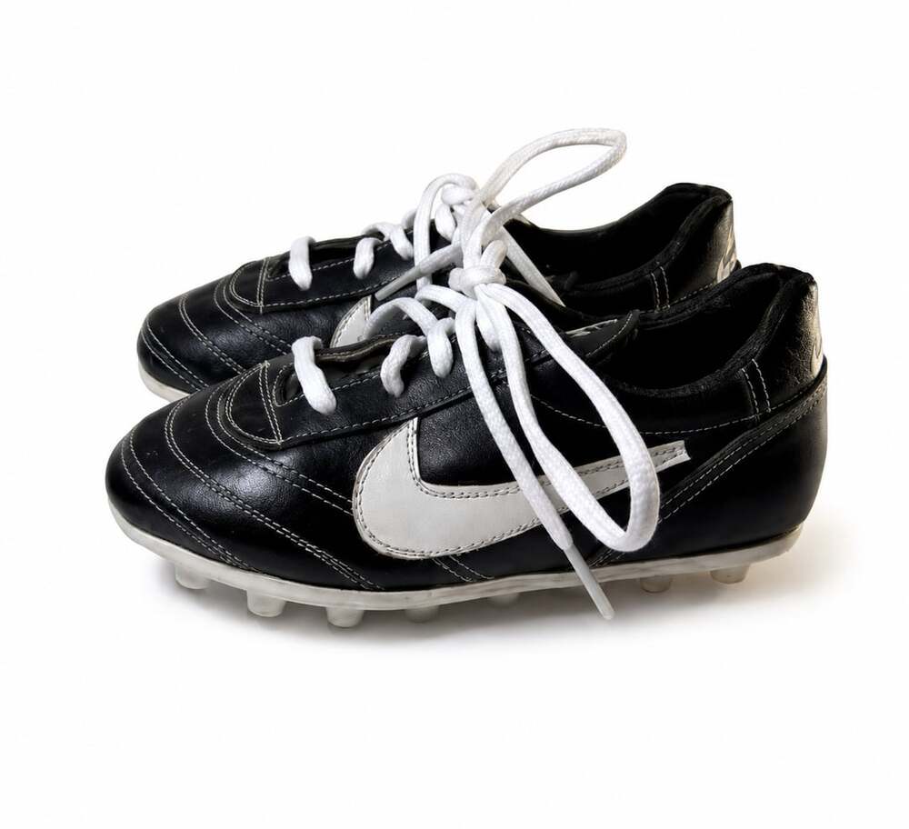 Nike Tiempo Natural Youth Soccer Cleats Black White Kids Size 27 (10)